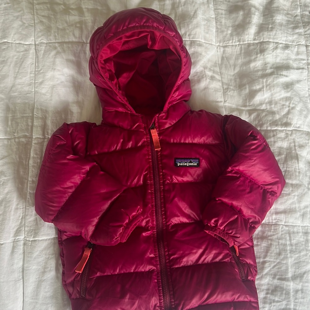 Patagonia Kids high Loft down Jacket. Magenta/ Pink. Size 12-18m.